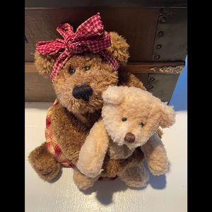 Boyd’s Bears & Friends Plush Set